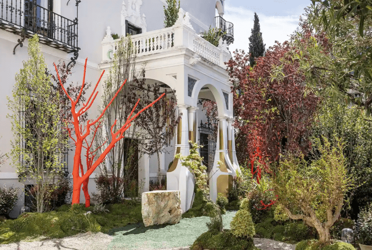 Exteriores del Palacio de la Trinidad, ambientando con motivo de la Casa Decor 2024